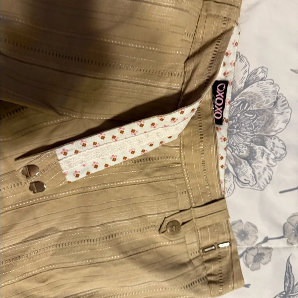 XOXO Tan Striped Capri Pantsuit - Picture 3 of 16